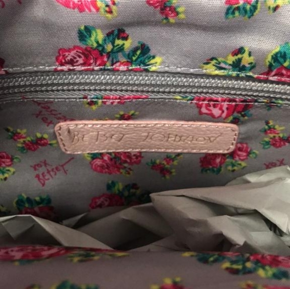 Betsty Johnson - Picture 4 of 8